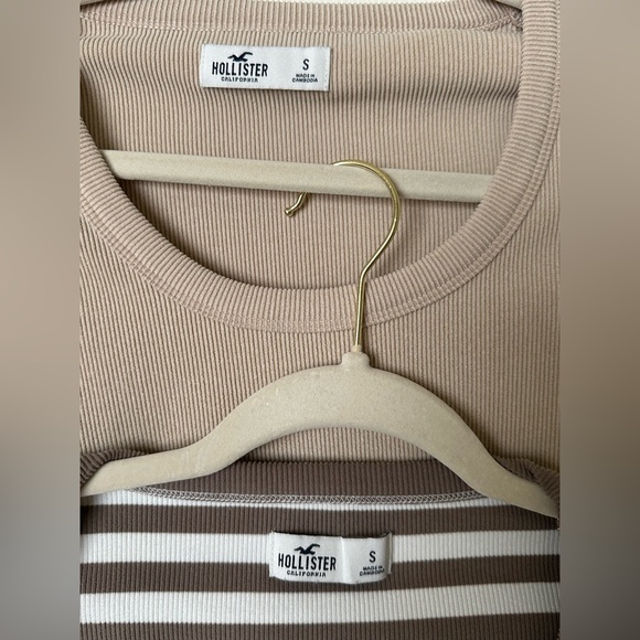 Hollister long sleeve tops - Picture 2 of 3